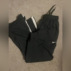 Nike Boys Lined Wind Pants Size M White Swoosh